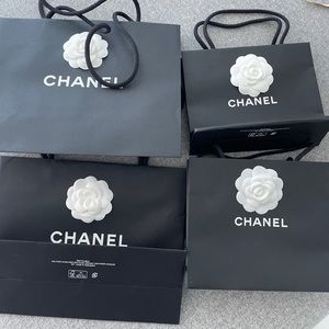 Lot of Four (4) Chanel Paper Bag + Four (4) Camelias Preowned